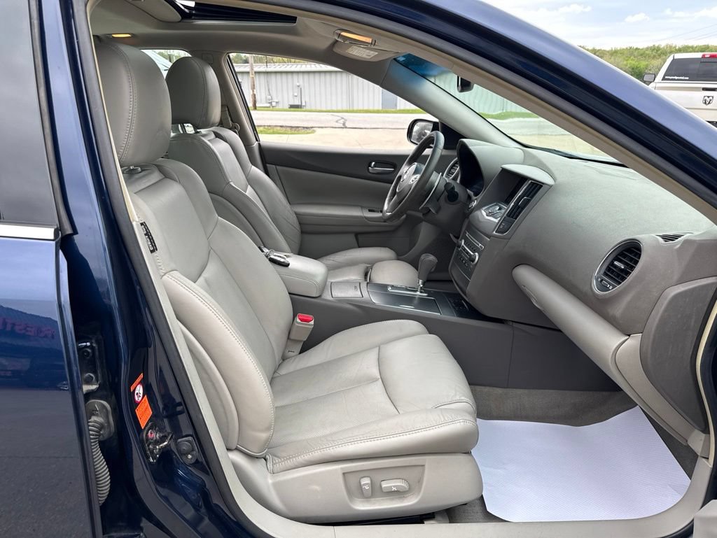 Used 2009 Nissan Maxima 3.5 SV w/ Sport Pkg FWD image 35