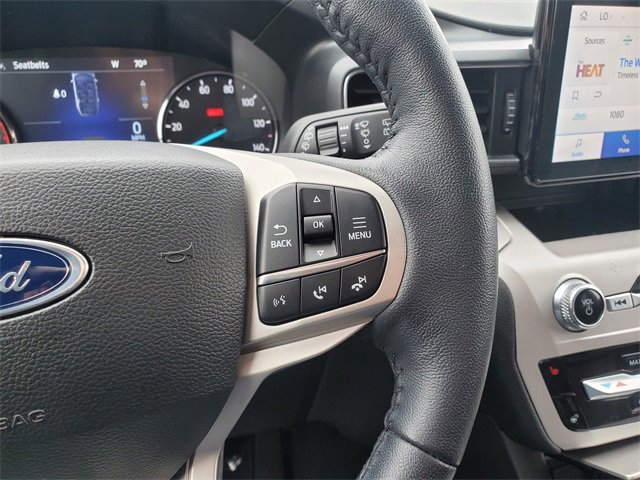 Used 2023 Ford Explorer XLT w/ Equipment Group 202A image 14