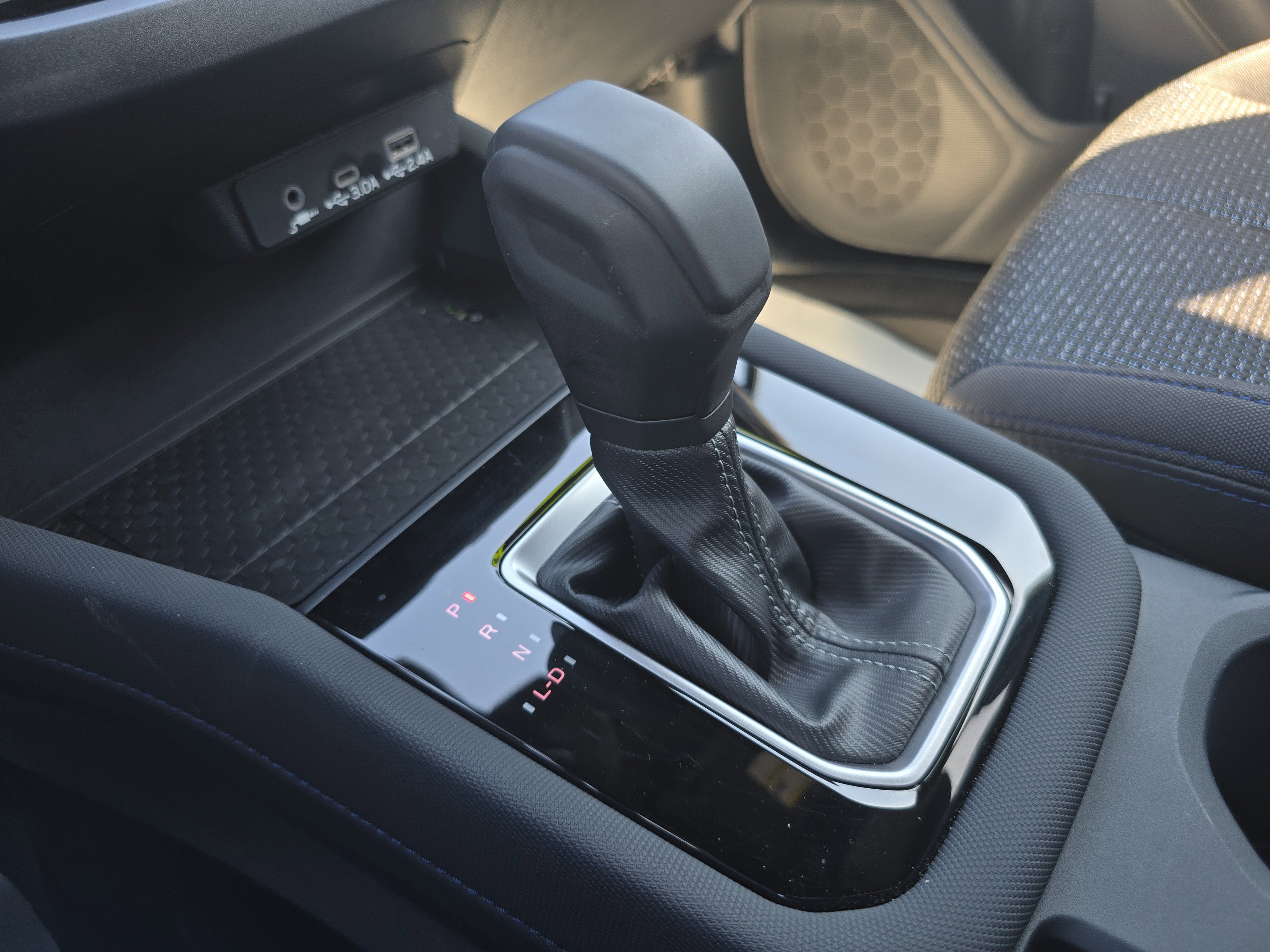 Used 2025 Subaru Forester Premium AWD/4WD image 26