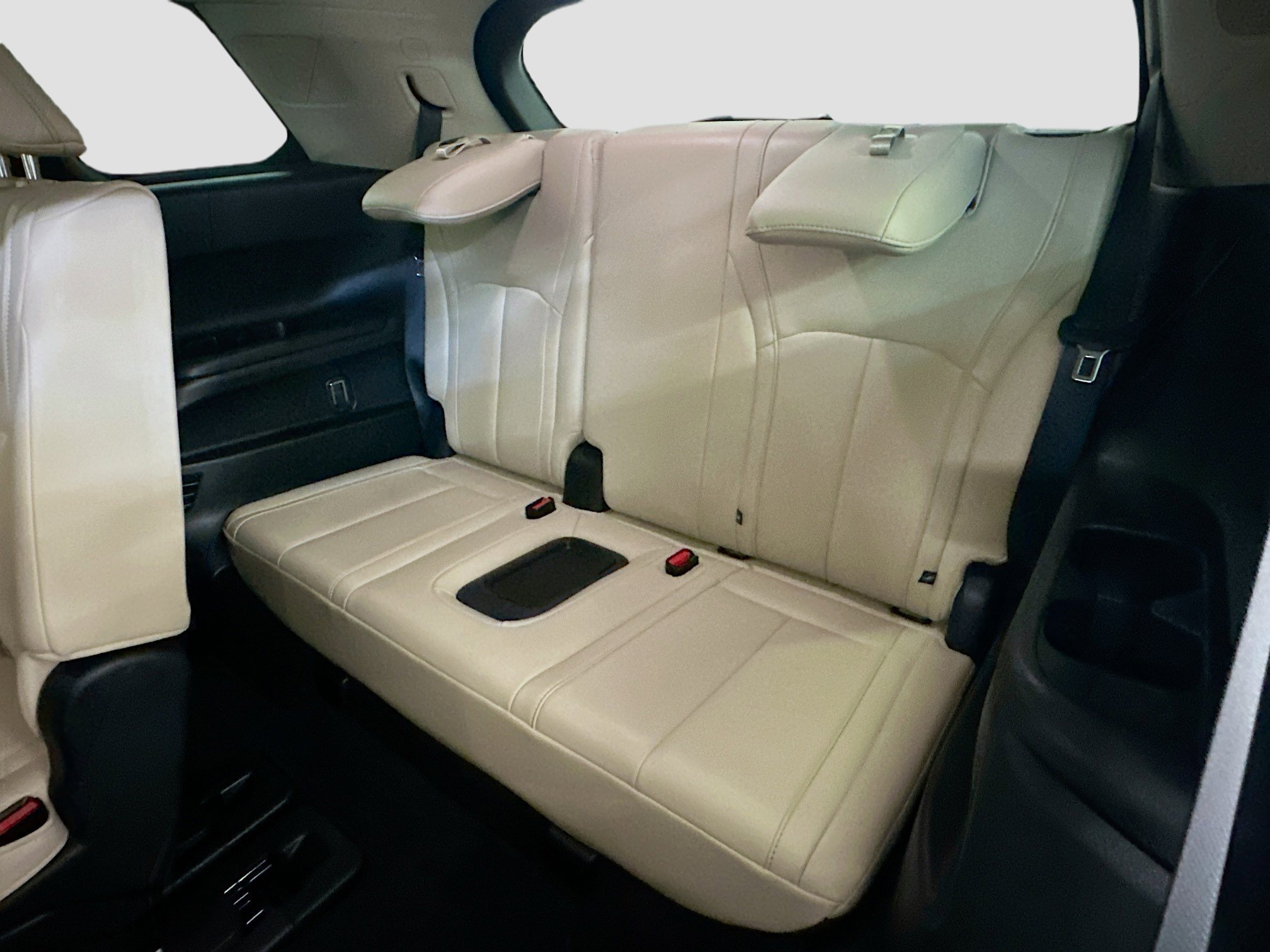 Used 2023 INFINITI QX60 Luxe w/ Performance Audio Package AWD/4WD image 31