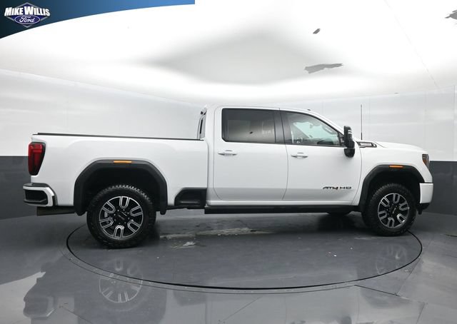 Used 2023 GMC Sierra 2500 AT4 w/ AT4 Premium Plus Package AWD/4WD image 8