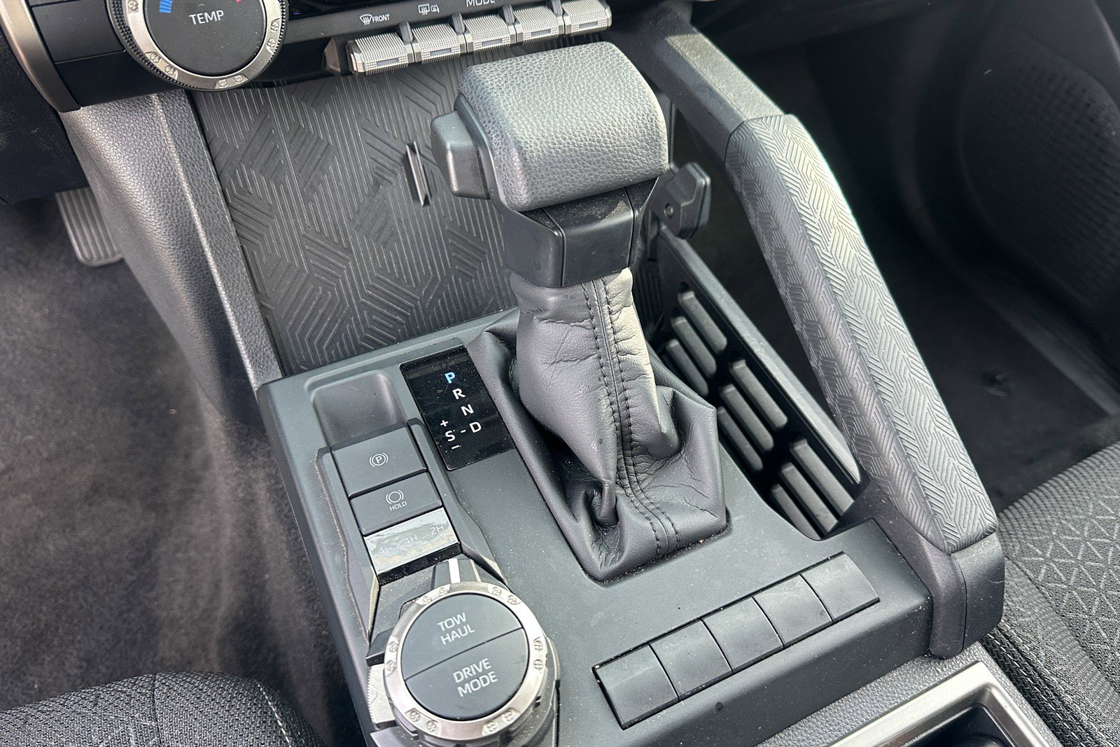 Used 2025 Toyota 4Runner SR5 image 24