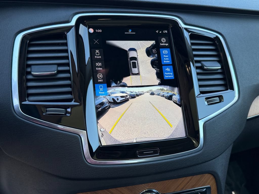 Certified 2025 Volvo XC90 T8 Plus AWD/4WD image 22