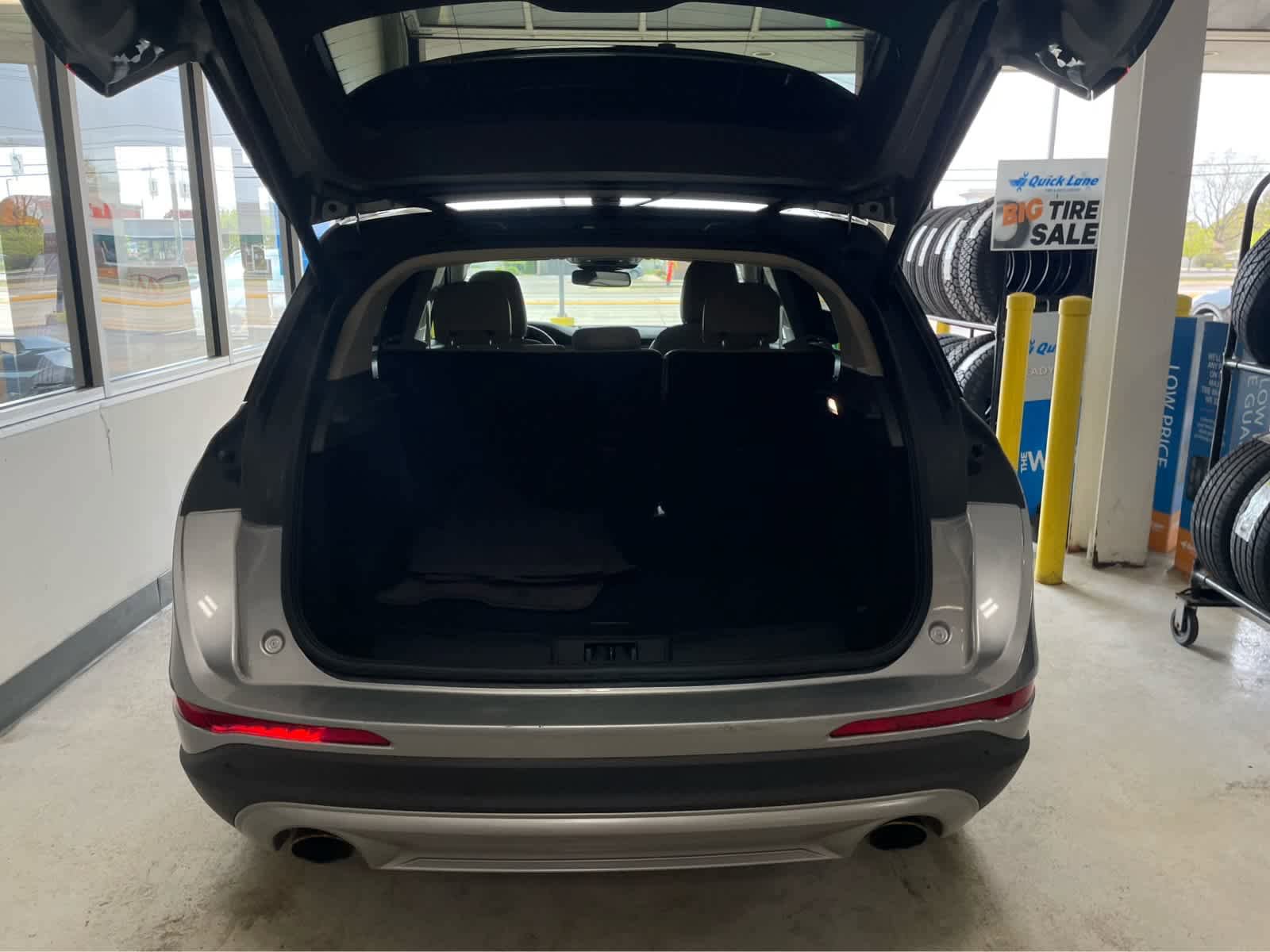 Used 2021 Lincoln Corsair AWD w/ Premium Package image 33