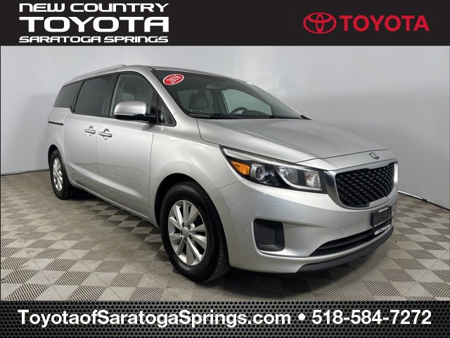 Used 2016 Kia Sedona LX image 1