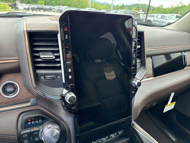 New 2025 RAM 1500 Limited image 21