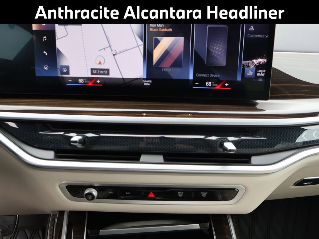 Used 2023 BMW X7 xDrive40i w/ M Sport Package image 28