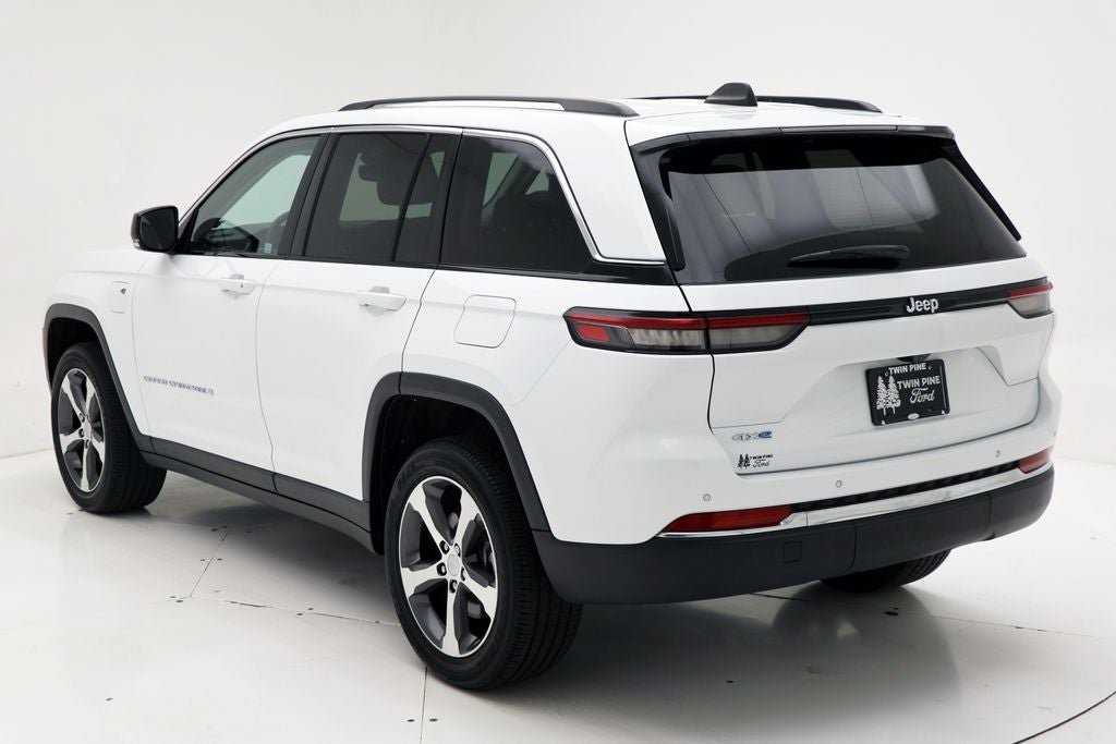 Used 2023 Jeep Grand Cherokee 4WD 4xe image 6