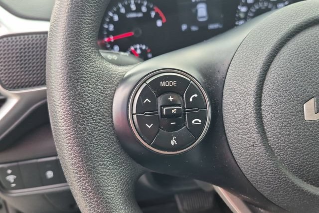 Used 2022 Kia Soul LX FWD image 15