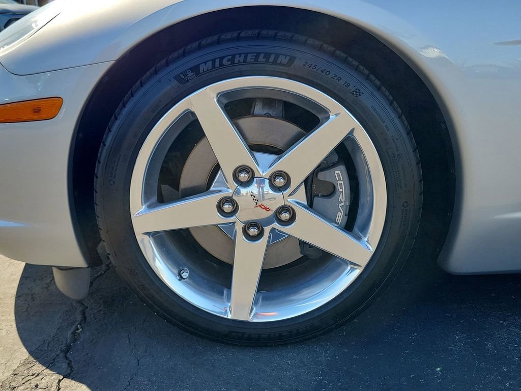 Used 2006 Chevrolet Corvette Convertible w/ Preferred Equipment Group image 27