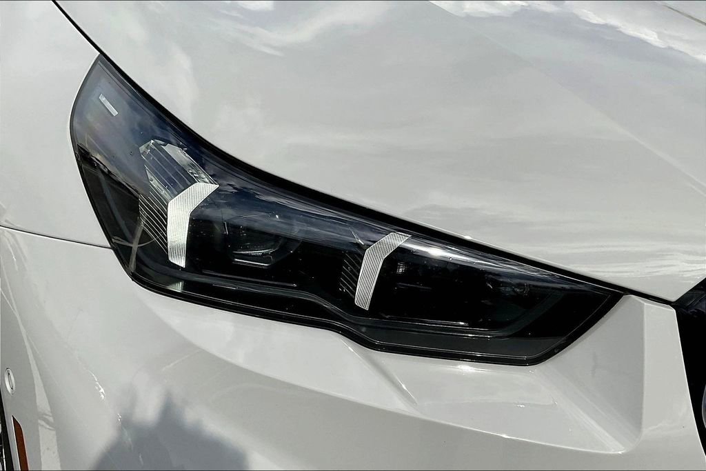 Used 2025 BMW M5 Touring AWD/4WD image 30