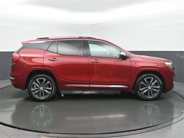 Used 2018 GMC Terrain Denali w/ Comfort Package image 6