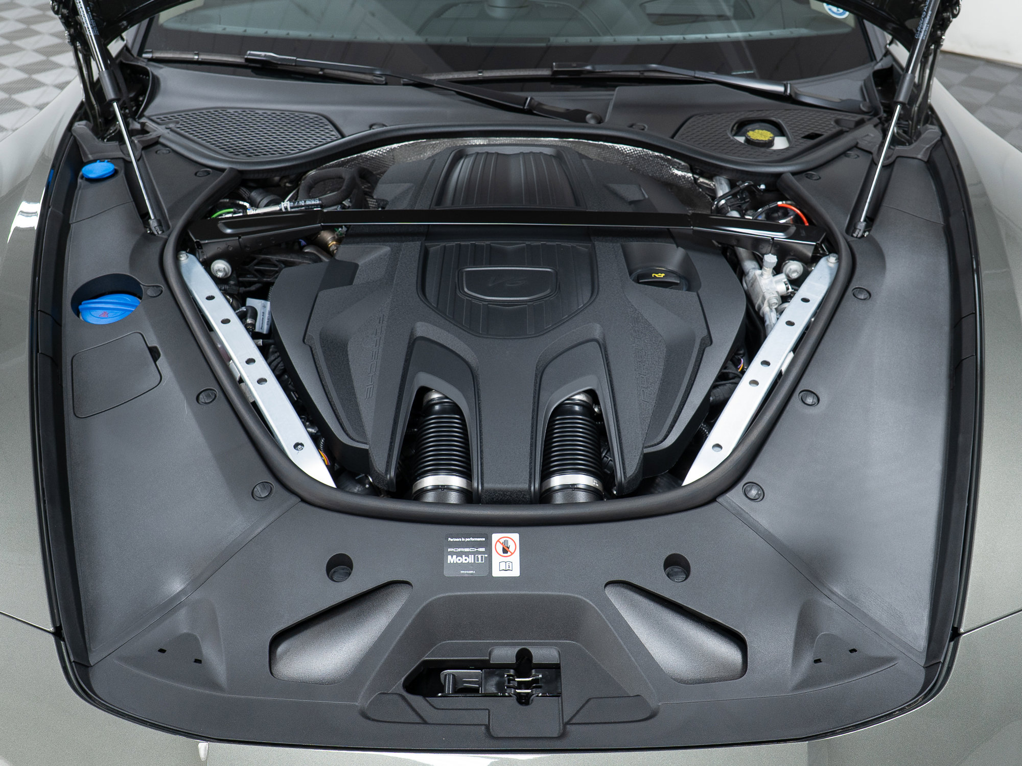 New 2026 Porsche Panamera 4S AWD/4WD image 12