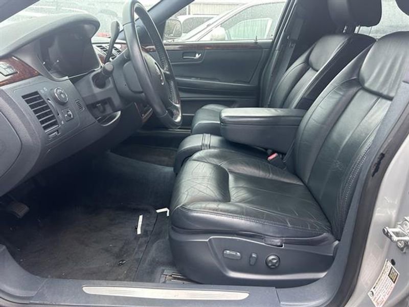 Used 2010 Cadillac DTS Funeral Coach image 11