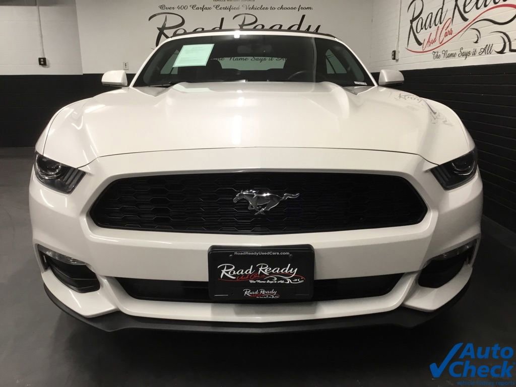 Used 2017 Ford Mustang Convertible image 15