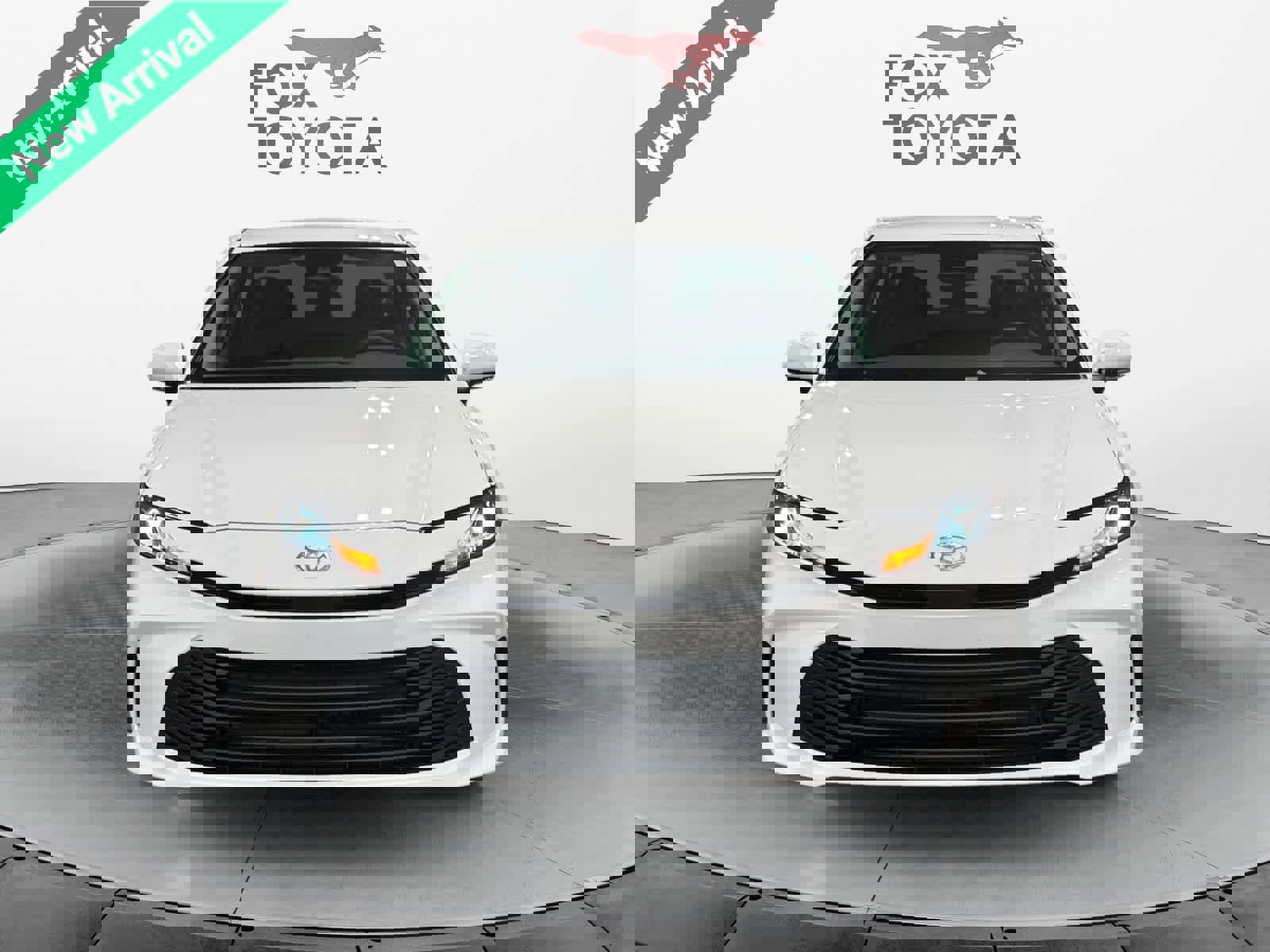 Used 2025 Toyota Camry LE image 9