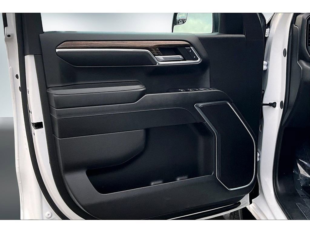 Used 2024 GMC Sierra 1500 SLE image 18