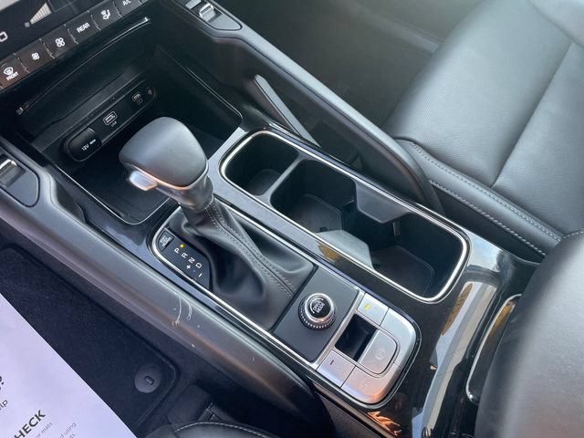 Used 2025 Kia Telluride S FWD image 27