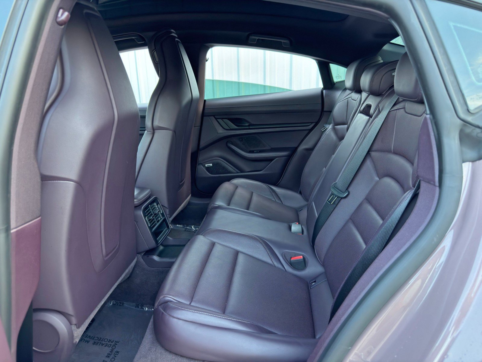 Used 2024 Porsche Taycan image 44