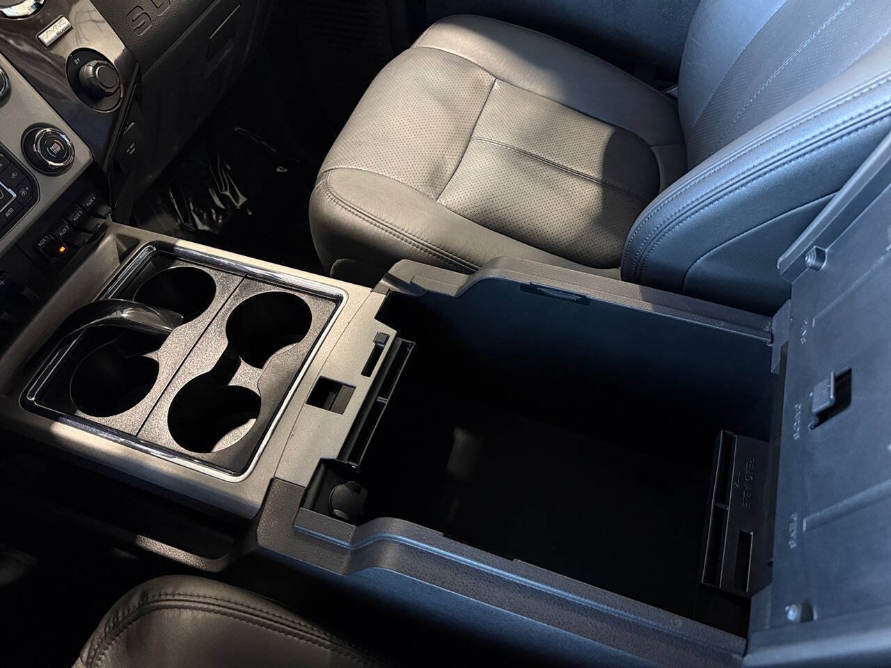 Used 2015 Ford F350 Platinum AWD/4WD image 26