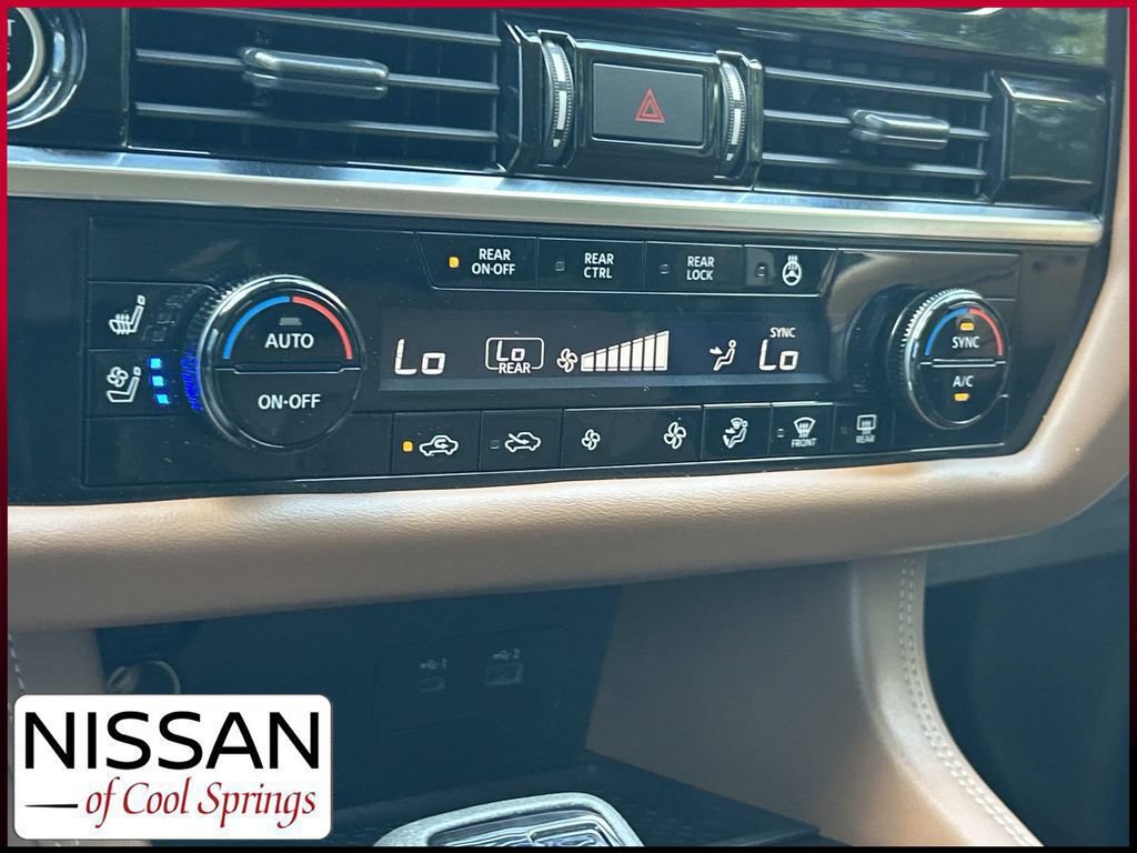 Used 2023 Nissan Pathfinder Platinum FWD image 38