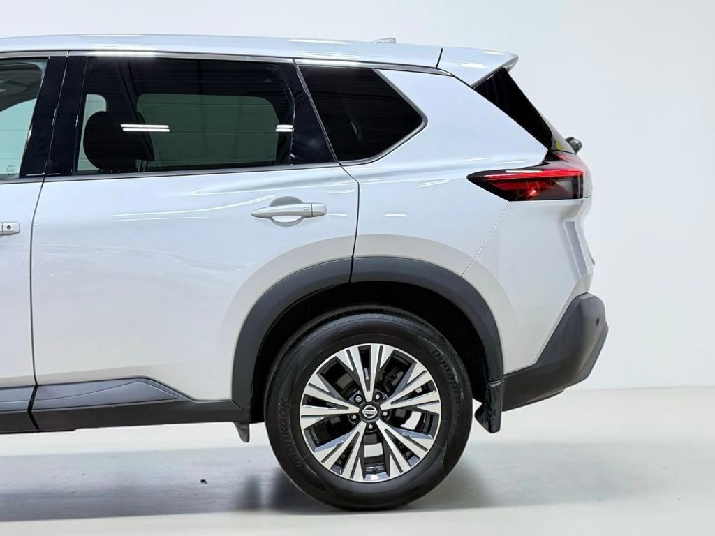 Used 2021 Nissan Rogue SV AWD/4WD image 13