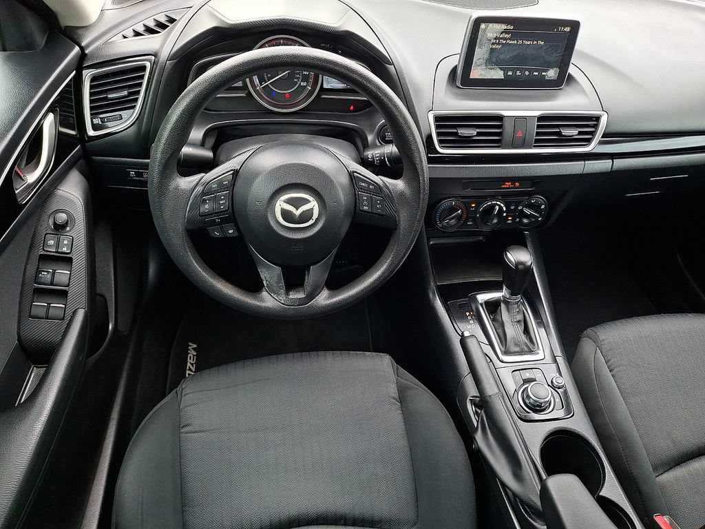 Used 2015 MAZDA MAZDA3 i Sport FWD image 2