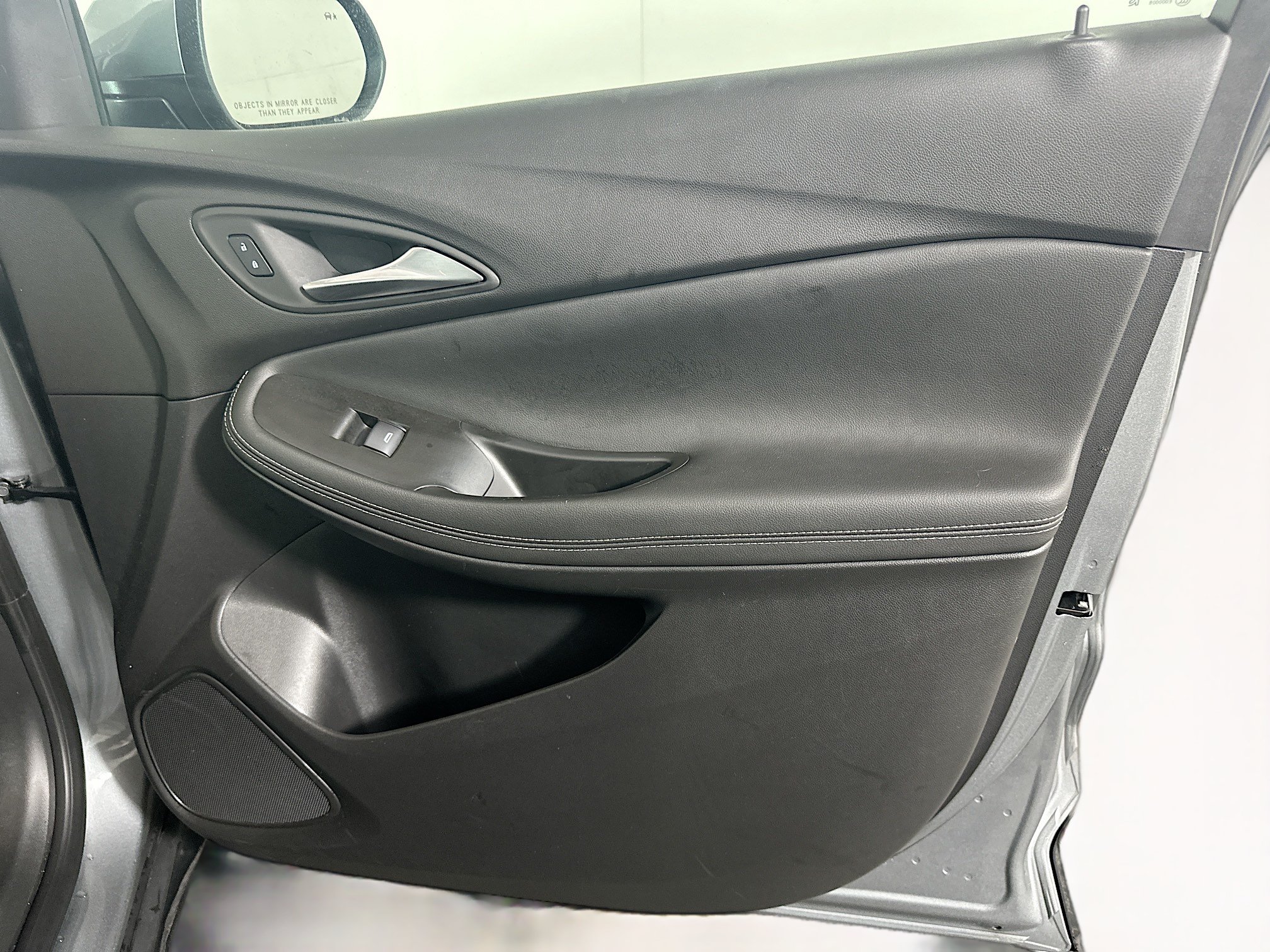 Used 2025 Buick Encore GX Preferred FWD image 32