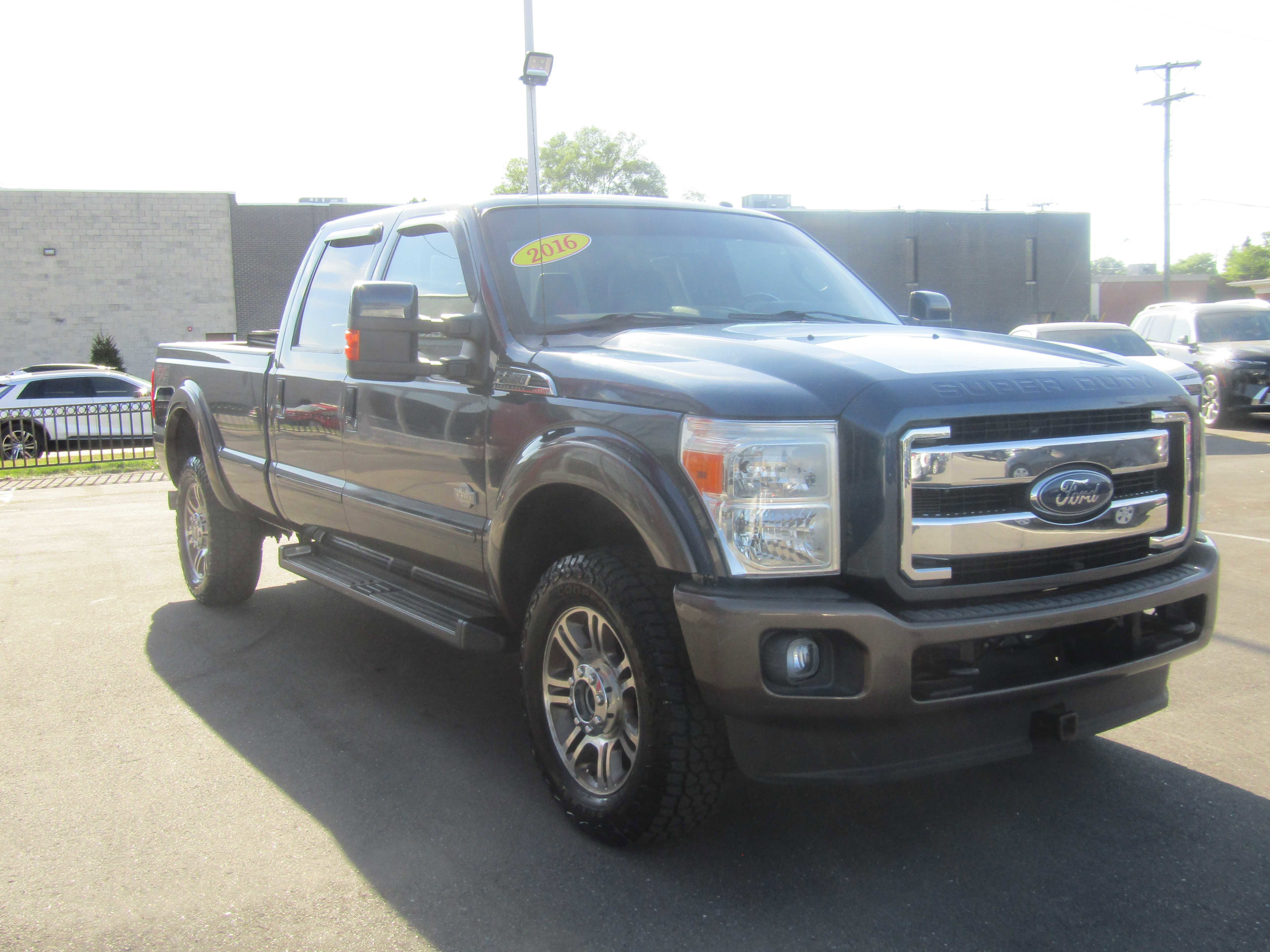Used 2016 Ford F350 King Ranch AWD/4WD image 4