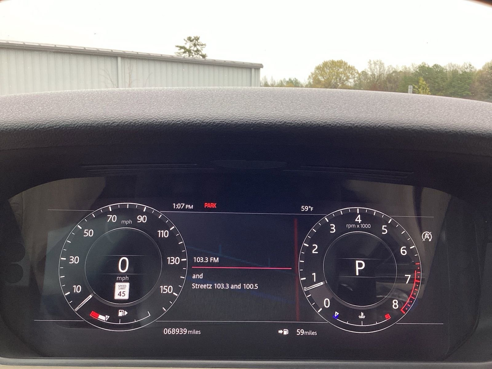 Used 2019 Land Rover Range Rover Velar S image 11