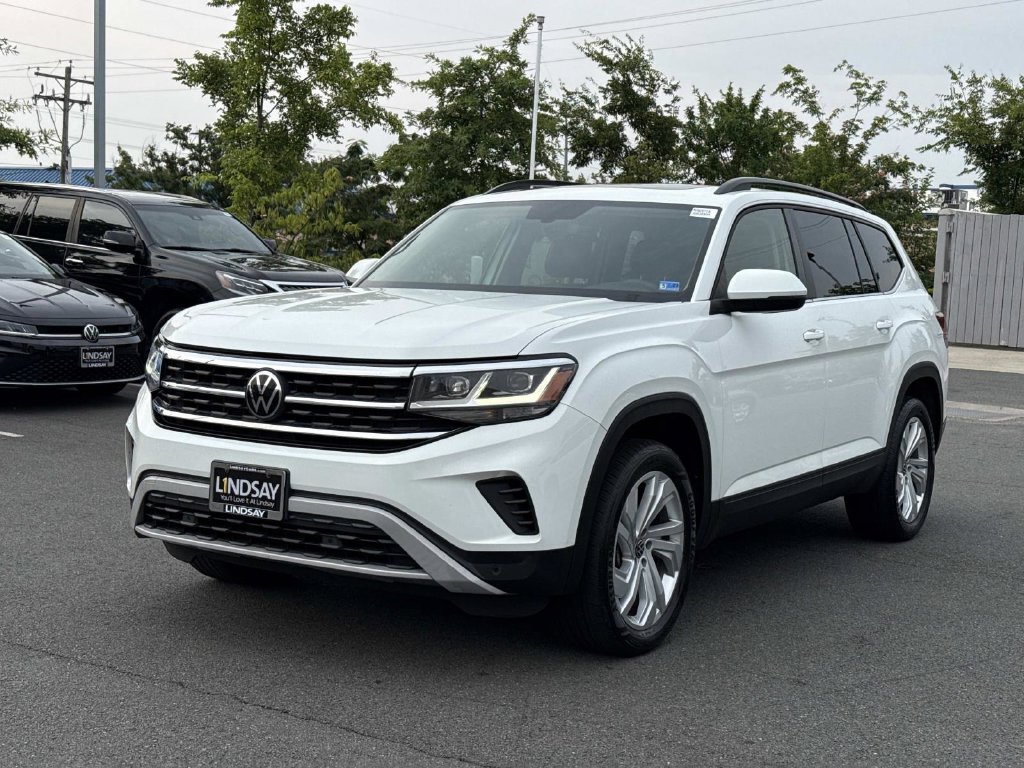 Used 2023 Volkswagen Atlas SE w/ Panoramic Sunroof Package AWD/4WD image 6