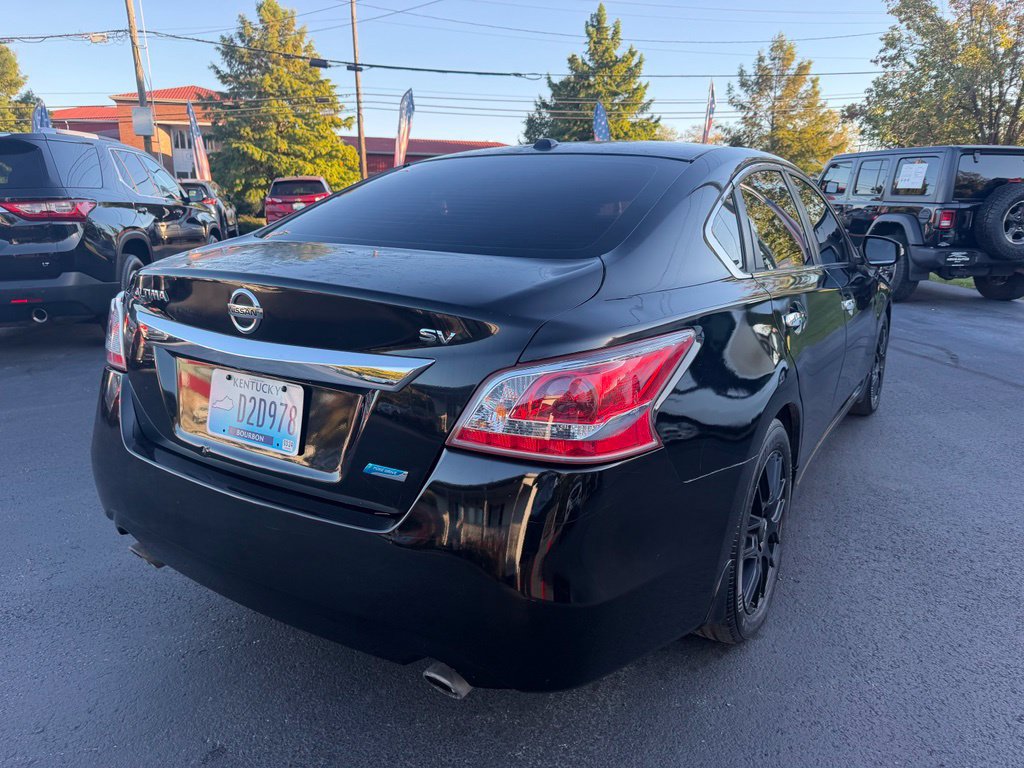 Used 2013 Nissan Altima 2.5 SV w/ 2.5SV Convenience Pkg FWD image 5