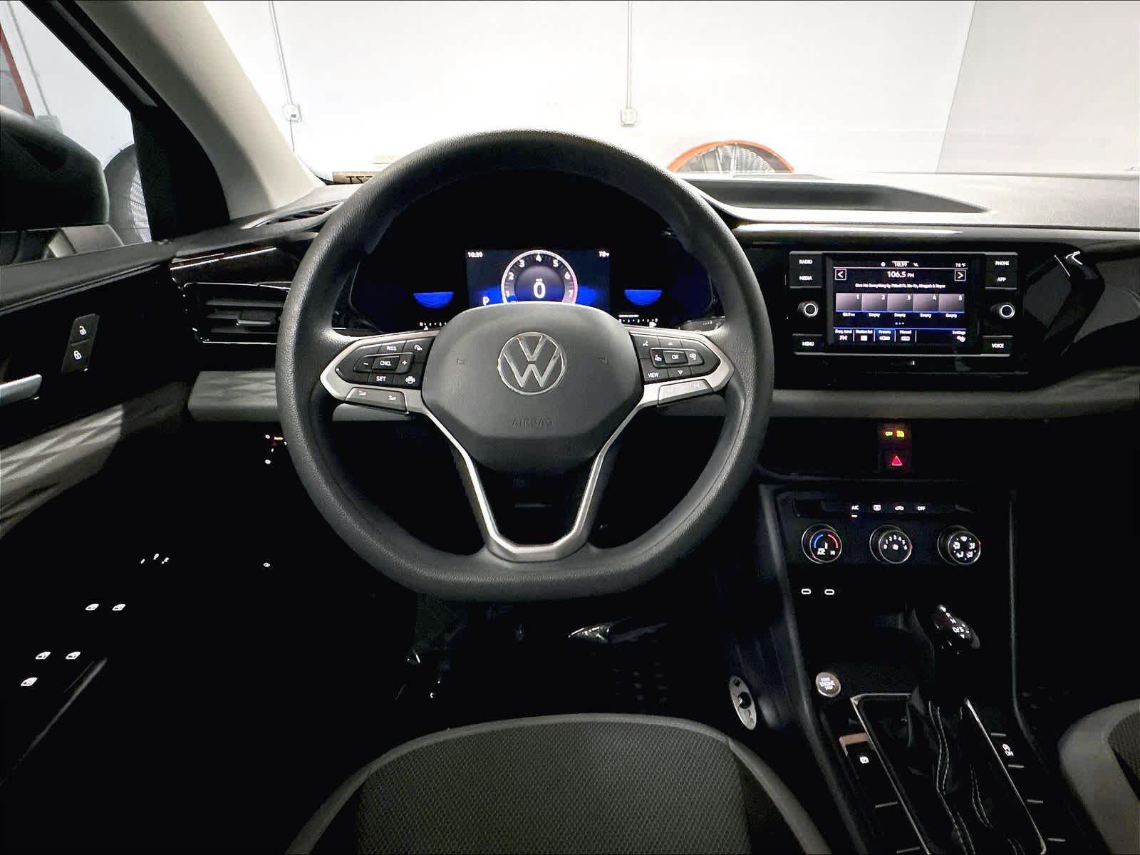 Used 2022 Volkswagen Taos S FWD image 8
