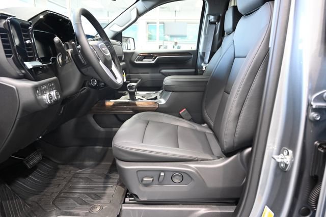 New 2026 GMC Sierra 1500 Elevation w/ Elevation Premium Package AWD/4WD image 12