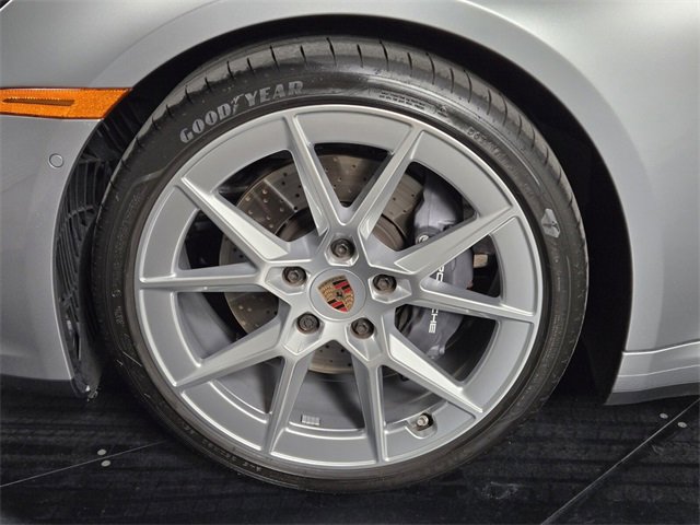 Used 2025 Porsche 911 Carrera image 12