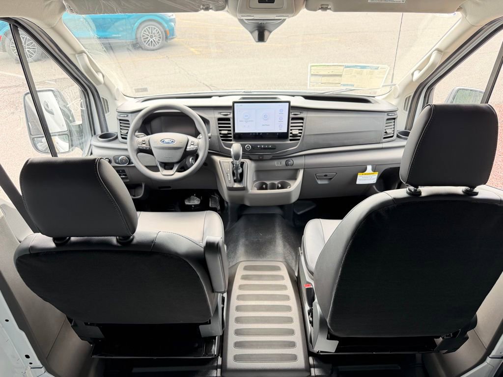 New 2026 Ford Transit 250 148 Medium Roof RWD image 29