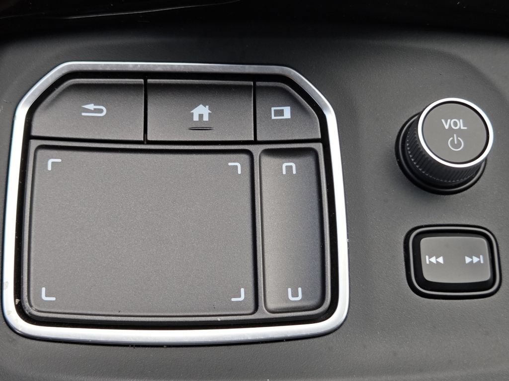 Used 2023 Acura TLX FWD image 9