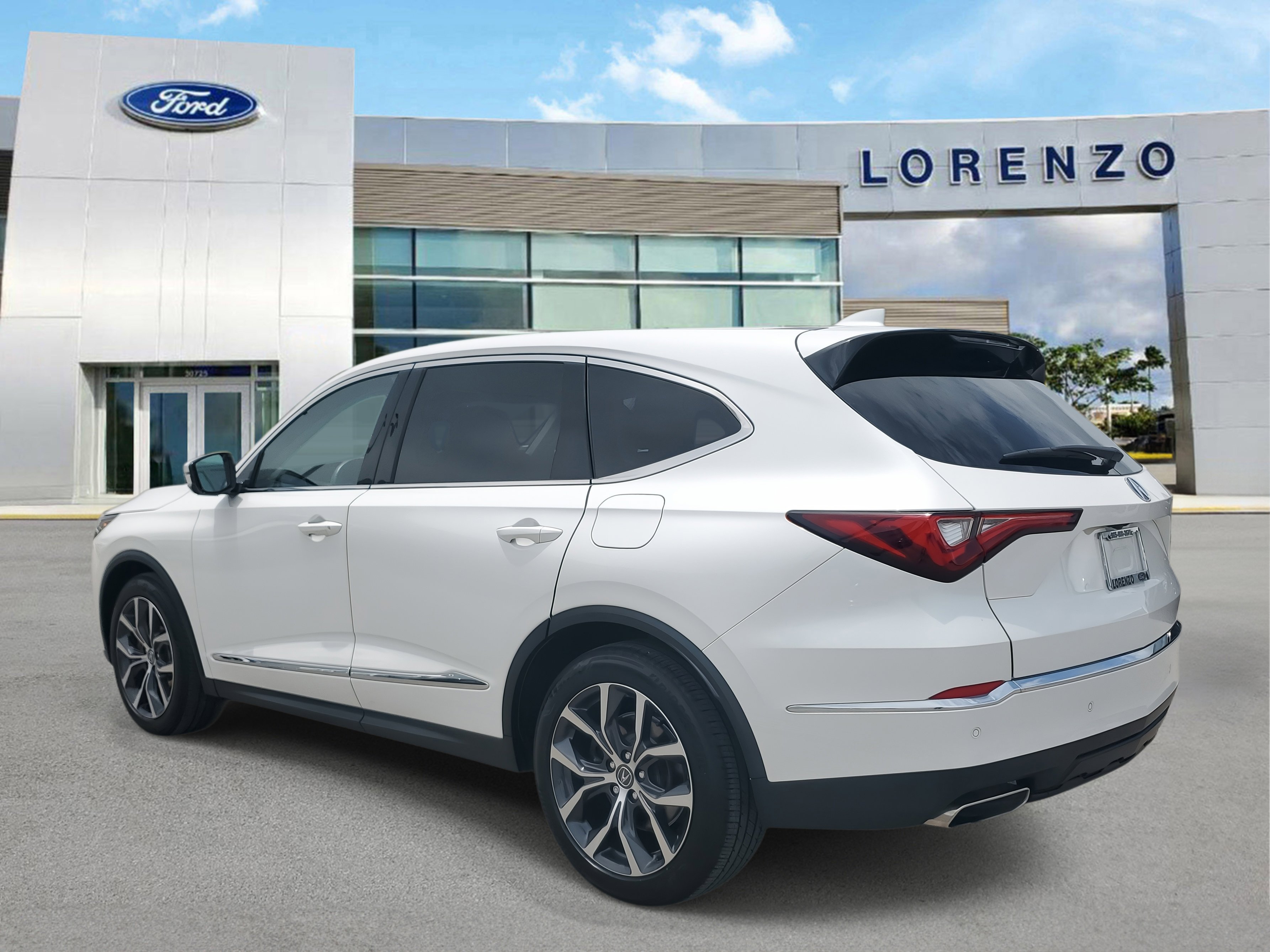 Used 2023 Acura MDX FWD w/ Technology Package image 7