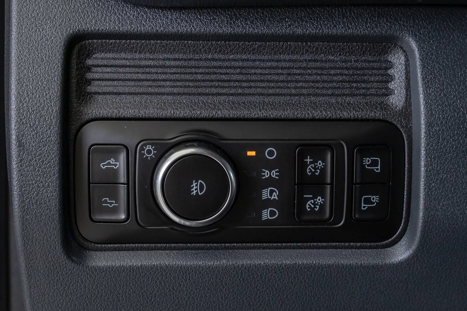 Used 2025 Ford F250 Platinum AWD/4WD image 21