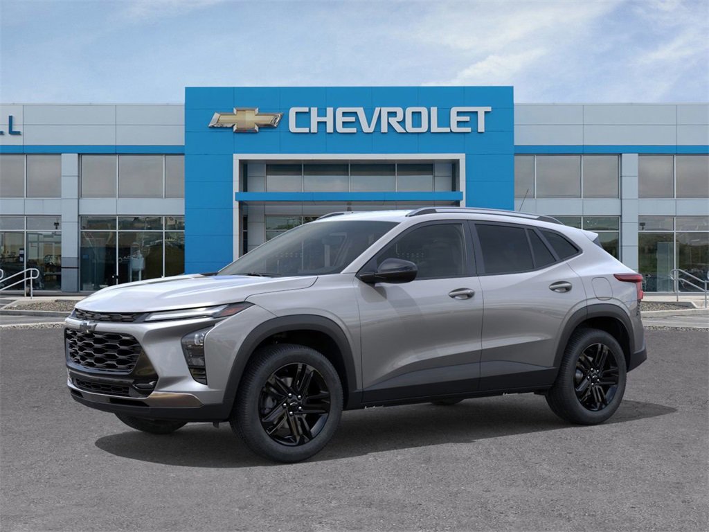 New 2026 Chevrolet Trax ACTIV image 2