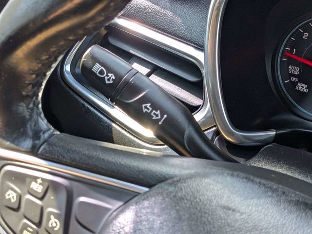 Used 2019 Chevrolet Equinox LT FWD image 25
