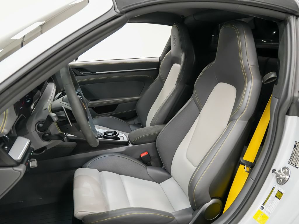 Certified 2024 Porsche 911 Targa 4 GTS image 5