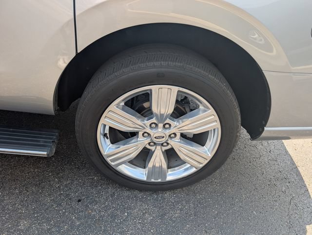 Used 2024 Ford Expedition Max Platinum AWD/4WD image 24