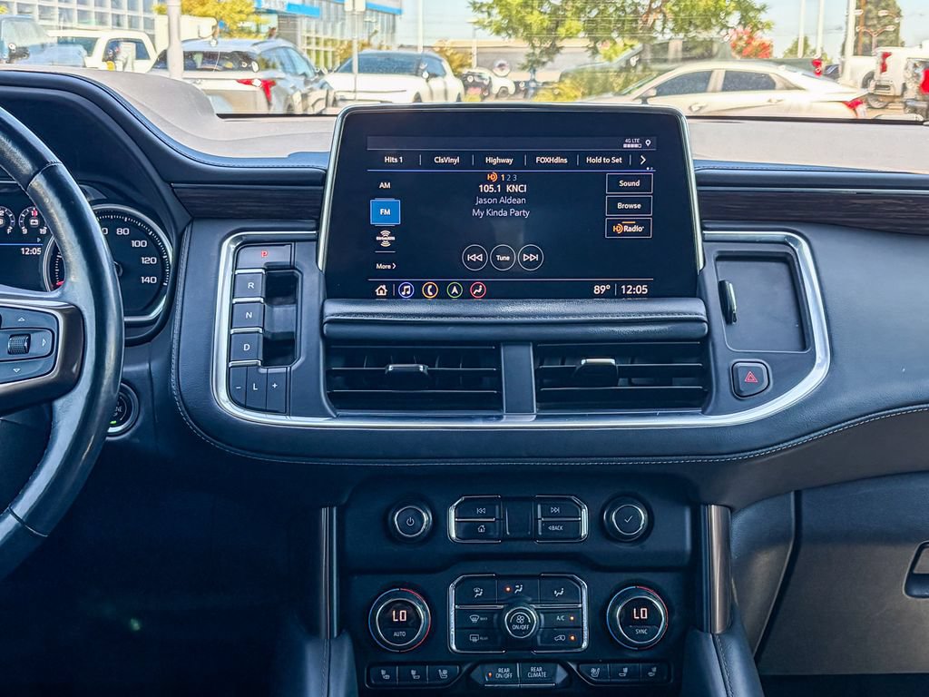 Used 2021 Chevrolet Suburban High Country w/ Premium Package AWD/4WD image 17