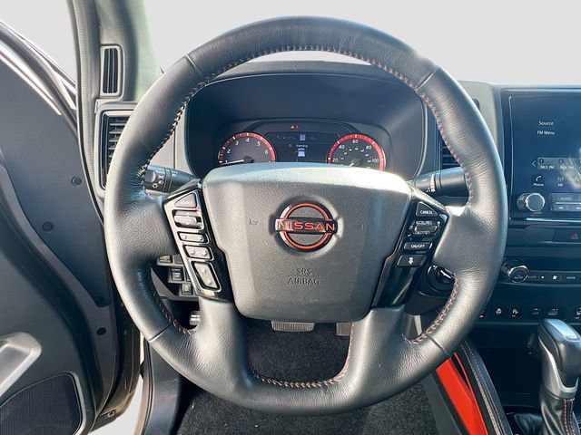 Used 2022 Nissan Frontier PRO-4X image 10