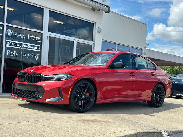 Used 2023 BMW 330i xDrive Sedan w/ M Sport Package AWD/4WD image 4
