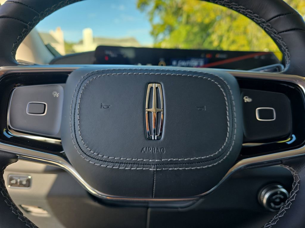 New 2026 Lincoln Navigator L Reserve image 27