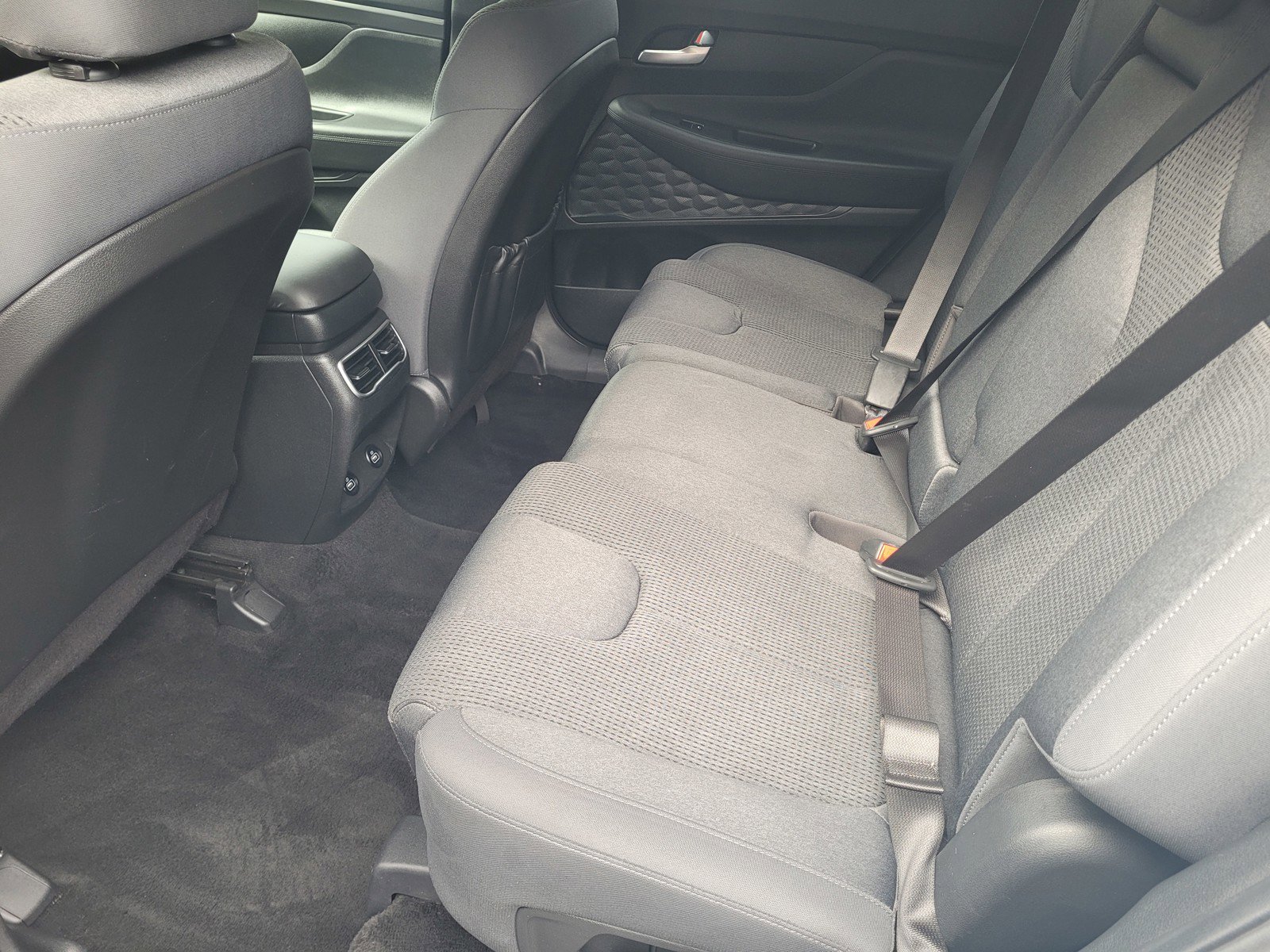 Used 2022 Hyundai Santa Fe SE image 14