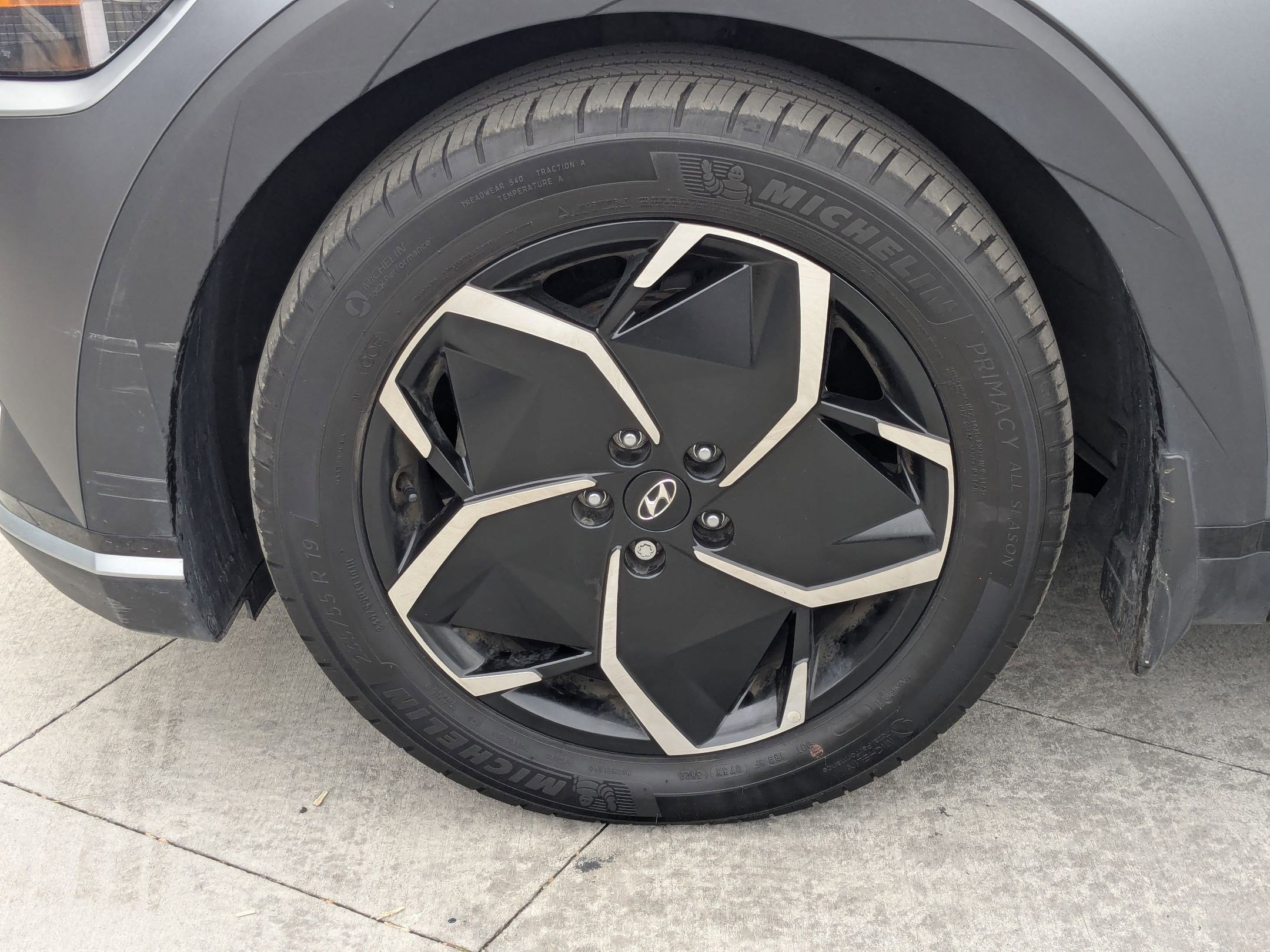 Certified 2023 Hyundai Ioniq 5 SEL image 13