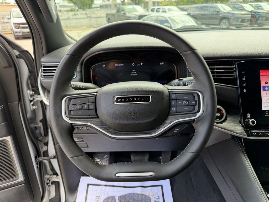 Used 2024 Jeep Wagoneer Series II w/ Flexible Seating Group AWD/4WD image 17